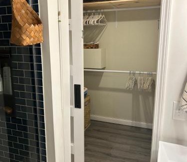 South Park House | Beautiful & peaceful studio with private entrance