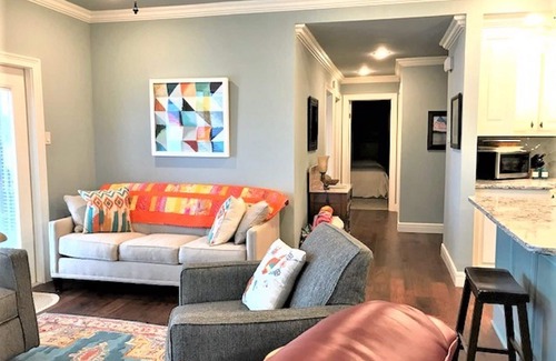 Lakeland Condo | Beautiful Poolside Condo with an Unobstructed Lake View
