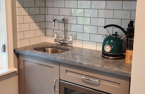 Larchmont Apartment | Beautiful private guesthouse in Larchmont