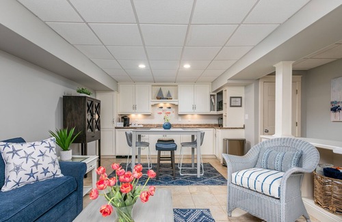 Kennebunk Apartment | Beautiful Private Oasis - On the River's Edge