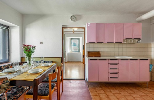 Nebahovy House | Beautiful private villa for 9 guests with WIFI, private pool, TV, patio, pets allowed and parking