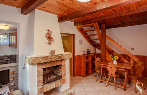 Zabovresky House | Beautiful private villa for 5 people with WIFI, TV, terrace, pets allowed and parking