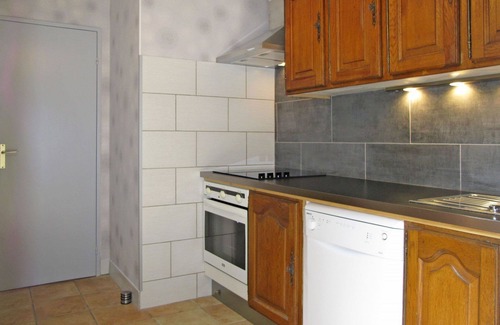 Le Mesnil House | Beautiful private villa for 6 guests with WIFI, TV, terrace and pets allowed