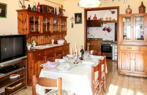 Aurigo House | Beautiful private villa with WIFI, TV, terrace, pets allowed, panoramic view and parking