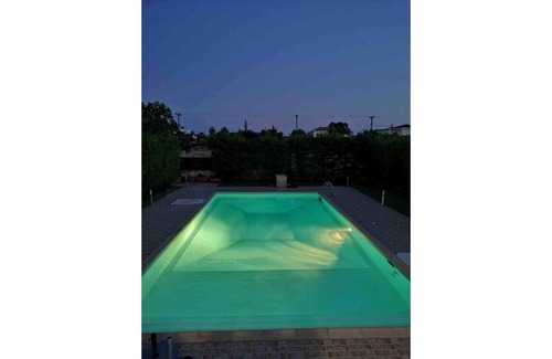Schinias Villa | Beautiful private villa with large pool near the beach
