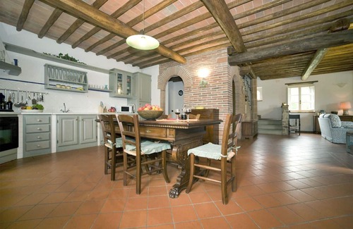Pieve di Compito Villa | Beautiful private villa with A/C, WIFI, private pool, TV, patio and parking, close to Lucca