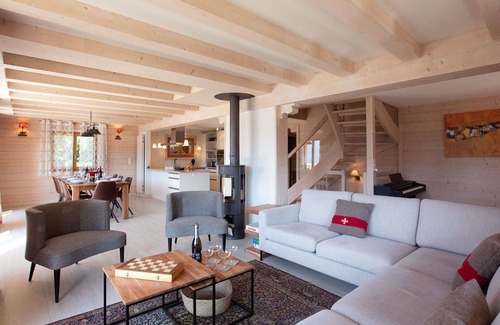Chesieres House | Beautiful private villa for 8 people with WIFI, TV, terrace and parking