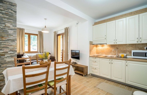 Senj House | Beautiful private villa for 12 people with private pool, WIFI, TV, terrace, pets allowed and par.
