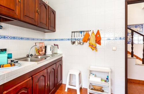 Casais do Rio House | Beautiful private villa for 6 guests with WIFI, private pool, TV, terrace and parking