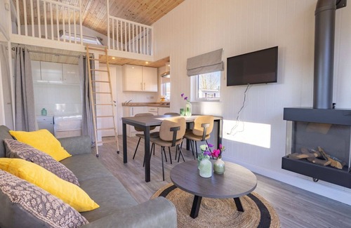 Susteren House | Beautiful private villa for 4 guests with pool, WIFI, TV, terrace and parking