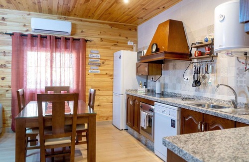 Cabra Villa | Beautiful private villa with WIFI, private pool, A/C, TV, terrace, pets allowed and parking