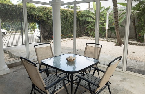 Colonia Independencia House | Beautiful redecorated home in the heart of Cozumel