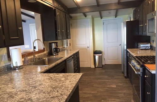 Oostburg House | Beautiful Remodeled Lake Michigan Beachfront Home Country Setting w/500mbps int