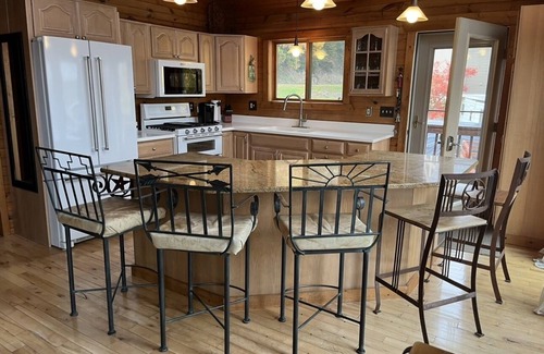 Harpers Ferry House | Beautiful Riverfront Home on the Mississippi!