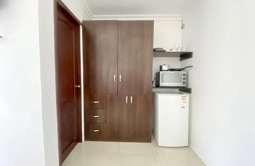 Kennedy Apartment | Beautiful Room in Ciudadela Las Garzas, next to San Marino, Guayaquil