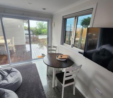 Ohaupo House | Beautiful Rural Hilltop Studio Unit