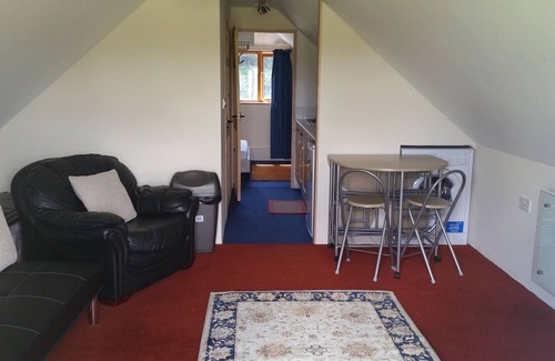 Abbess Roding Cottage | Beautiful rural location, cosy detached1 bed home sleeps 1-4, garden and views.
