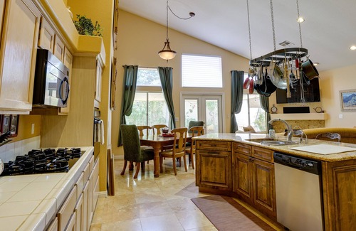Green Valley North House | Beautiful Single Story Home in Green Valley - Near Airport and LV Strip