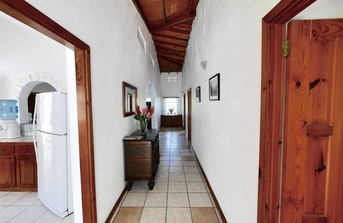 Praslin Villa | Beautiful , Spacious House with a private pool and AC