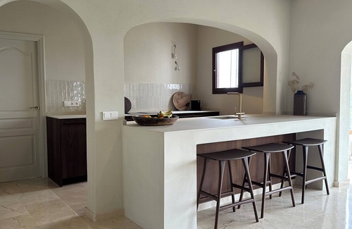 Pinar del Advocat Villa | Beautiful spacious villa with sea view and private pool close to the beach
