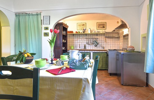 Kamma House | Beautiful stone house on the volcanic island of Pantelleria.