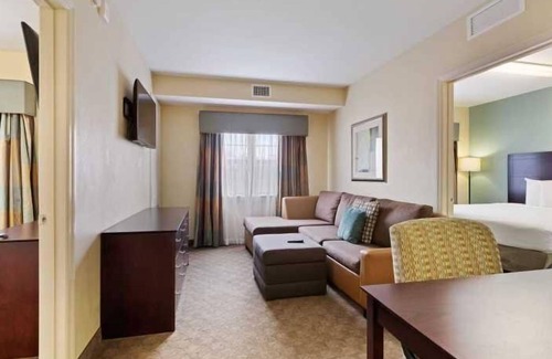 Lakeland Apartment | Beautiful Studio apartment (430985) by Houzlet