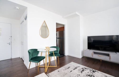 Financial District Apartment | Beautiful Studio Downtown NYC
