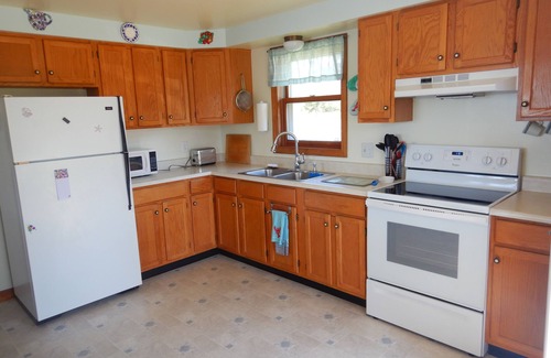 Bass Harbor House | Beautiful sunsets and relaxing days, are waiting for you at Harborside Cottage.