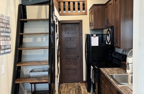 Morganton House | Beautiful Tiny Home near downtown Blue Ridge