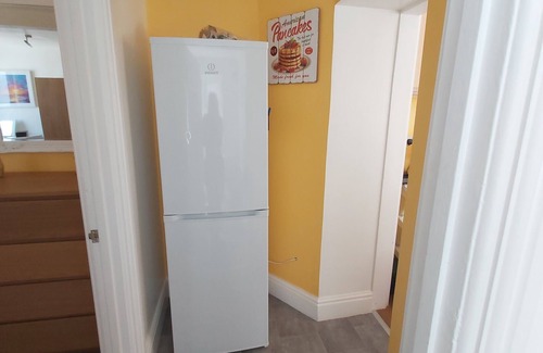 Uplands Apartment | Beautiful Two Bedroom ground floor apartment