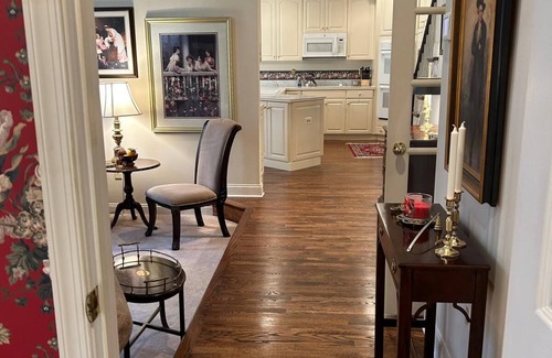 Tabernacle Villa | Beautiful Spacious 4-bedroom villa in welcoming Medford/Southampton