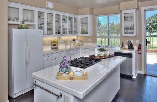 Tustin House | Beautiful vacation home near Disneyland
