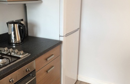 Aberdeen Apartment | Beautiful village apartment with ff WiFi & parking