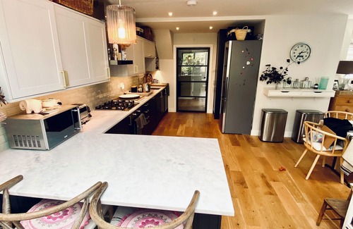 Fulwell and Hampton Hill House | Beautiful Victorian house with large garden with easy access to central London