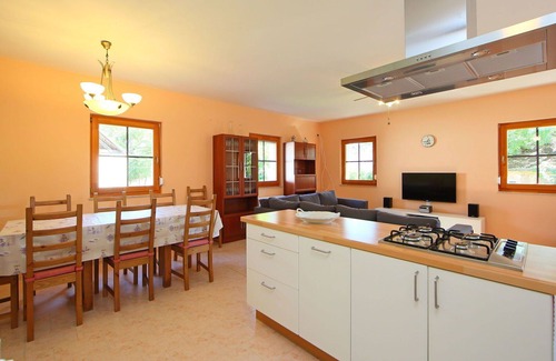 Balatonudvari House | Beautiful villa for 8 guests with WIFI, A/C, TV and parking