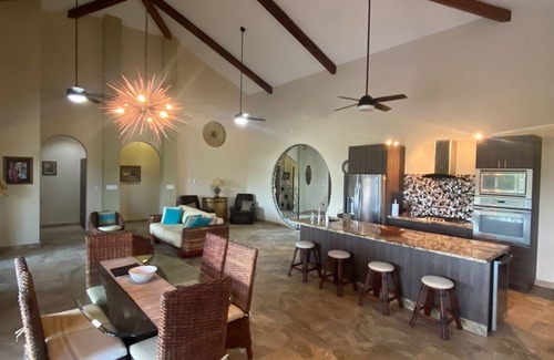 Pedasi Villa | Beautiful Villa in Pedasi, Beach View.