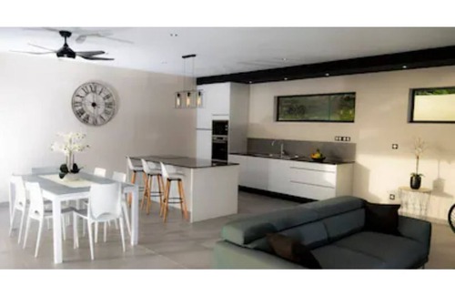 Bouillante Villa | Beautiful villa with sea view and Cousteau reserve with mirror pool 5*