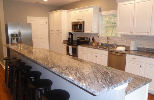 Bumpass House | Beautiful Waterfront Home On Lake Anna