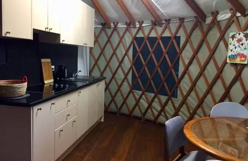 Clunes House | Beautiful yurt with spa and pool in the stunning Byron hinterland.