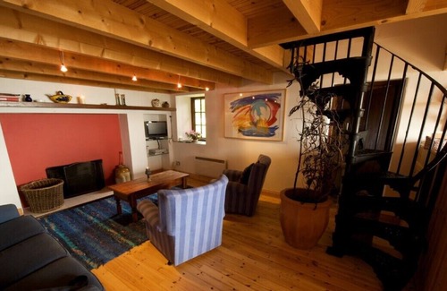 Goleen Cottage | Beautifull stone cottage on Mizen Head overlooking sea and beaches