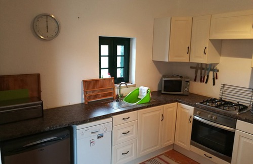 Vila de Rei House | Beautifully appointed self-contained Annex.