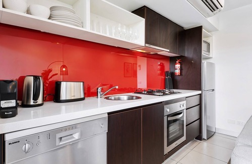 St Kilda Apartment | Beautifully Cosy St Kilda Apartment