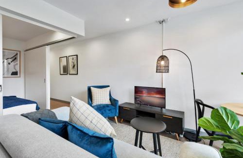 St Kilda Apartment | Beautifully Cosy St Kilda Apartment