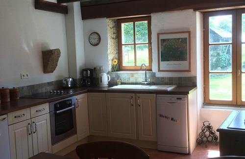 Herce Other | Beautifully renovated farmhouse. Lovely family friendly garden. Pets welcome