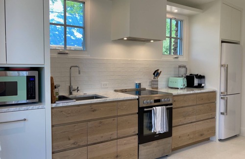 Melody Heights House | Beautifully Renovated Historic Boulder Guesthouse for Longer Stays/30 day min