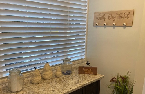 The Gulch House | Beautifully renovated heritage home 2 Bedroom Sleeps 4