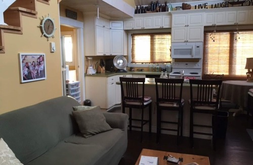 French Village Cottage | Beautiiful Oceanfront Chalet with Spectacular Sunsets & Beach