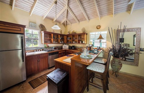 Leeward Settlement Cottage | Beauty and the Beach!