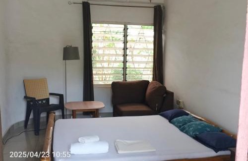 Wa Apartment | BeautyByNature Estate by "Khadija&Family", limited number of only 2 private rooms, homemade vegetarian dishes in a wonderful setting,