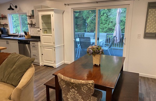 Barryton House | Beaver Den - A relaxing stay on the Chippewa River!